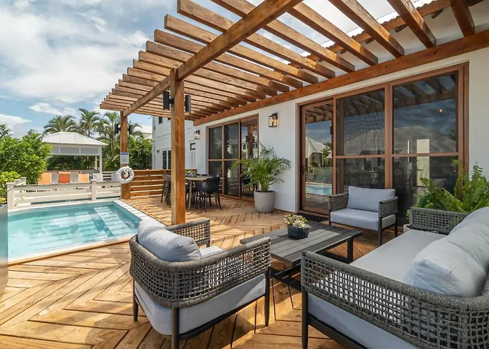 Conch Shell Cottage And Mistico Beach Club Plus Boat Shuttle