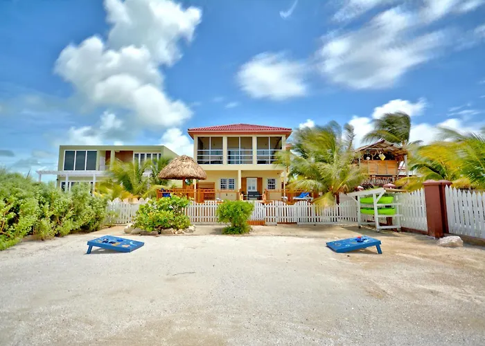 La Perla Azul Beach House With Pool