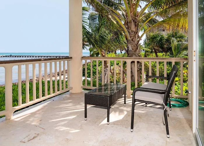 Residences At Barrier Reef 10-3A Oceanfront 2 Bedroom By Stay Floreo