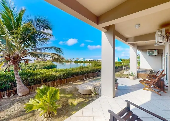 Suite F101 Mara Laguna