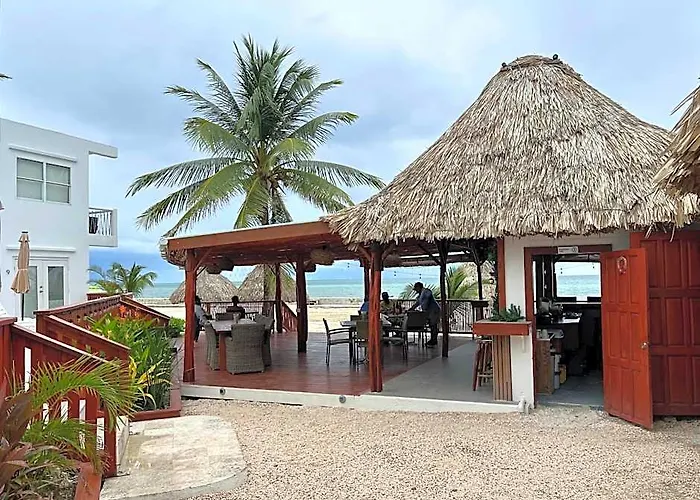 Mata Rocks Resort