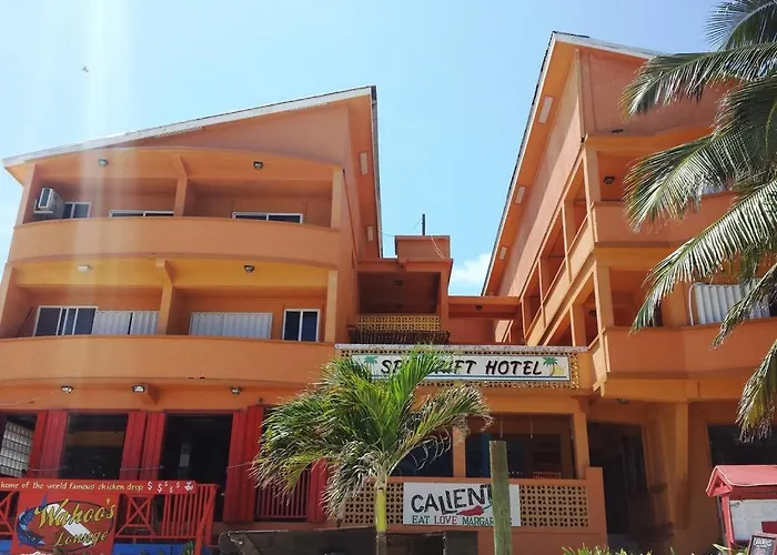 Hotel Spindrift & Golf Cart Rental