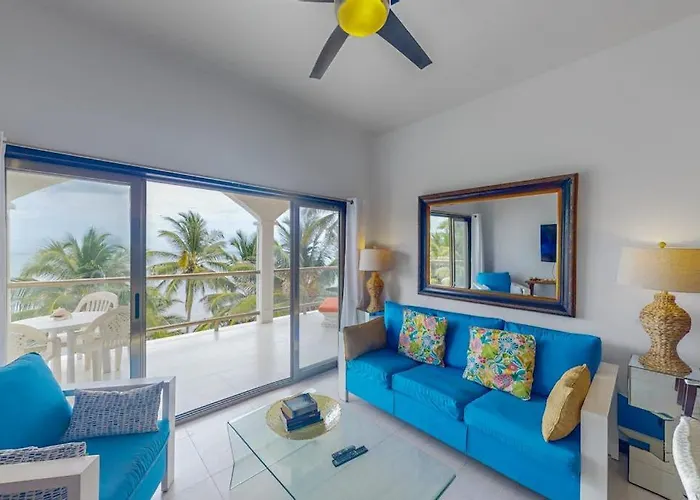 Oceanfront Apartment On The Beach With Great Ocean Views Pool Wifi & Ac